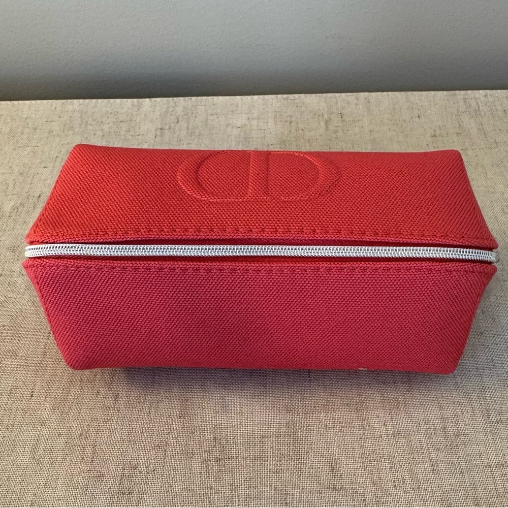 New Dior Beauty Cosmetic Pouch - Picture 2 of 5